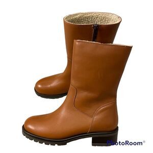 Lamica fleece lined boots size NWOB